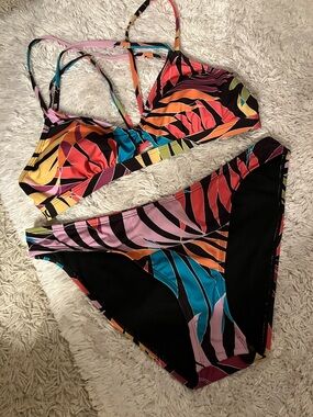 Hurley Tropical Strappy Bikini Set